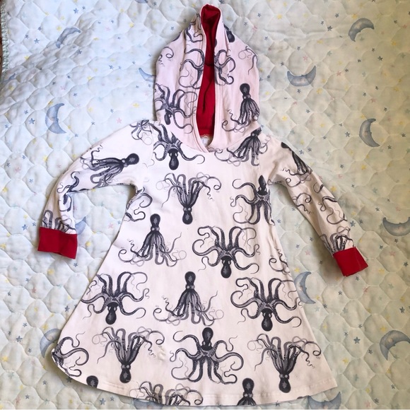 Other - Octopus hooded dress peplum